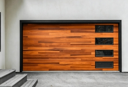 Complete Manufacturing Process of Steel Garage Doors